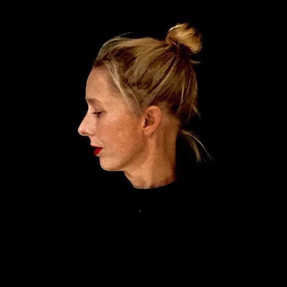 Meet your Posher, Kim - Picture 1 of 1